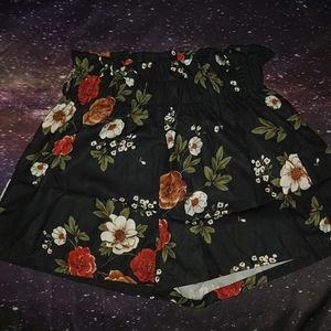 💌 Paperbag Waist Belted Floral Shorts